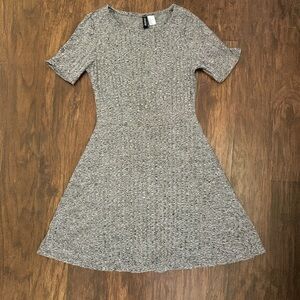 H&M Gray Textured Knit Mini Dress Size 2